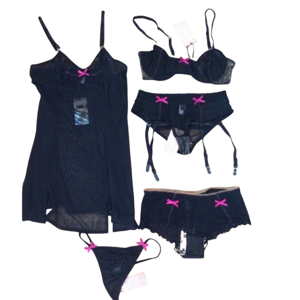 NWT Lucy B Black Underwire Bra from the Pinup "Trouble Series"